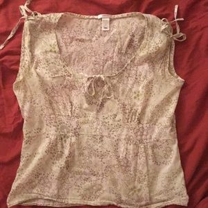 🌸 🍃 Old Navy Perfect Fit small blouse flowers 🌸